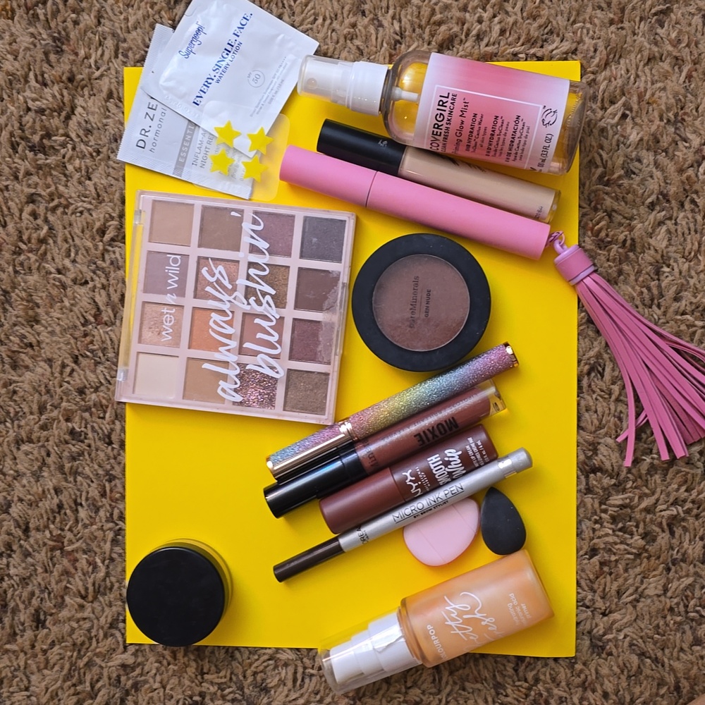 Makeup bundle #3